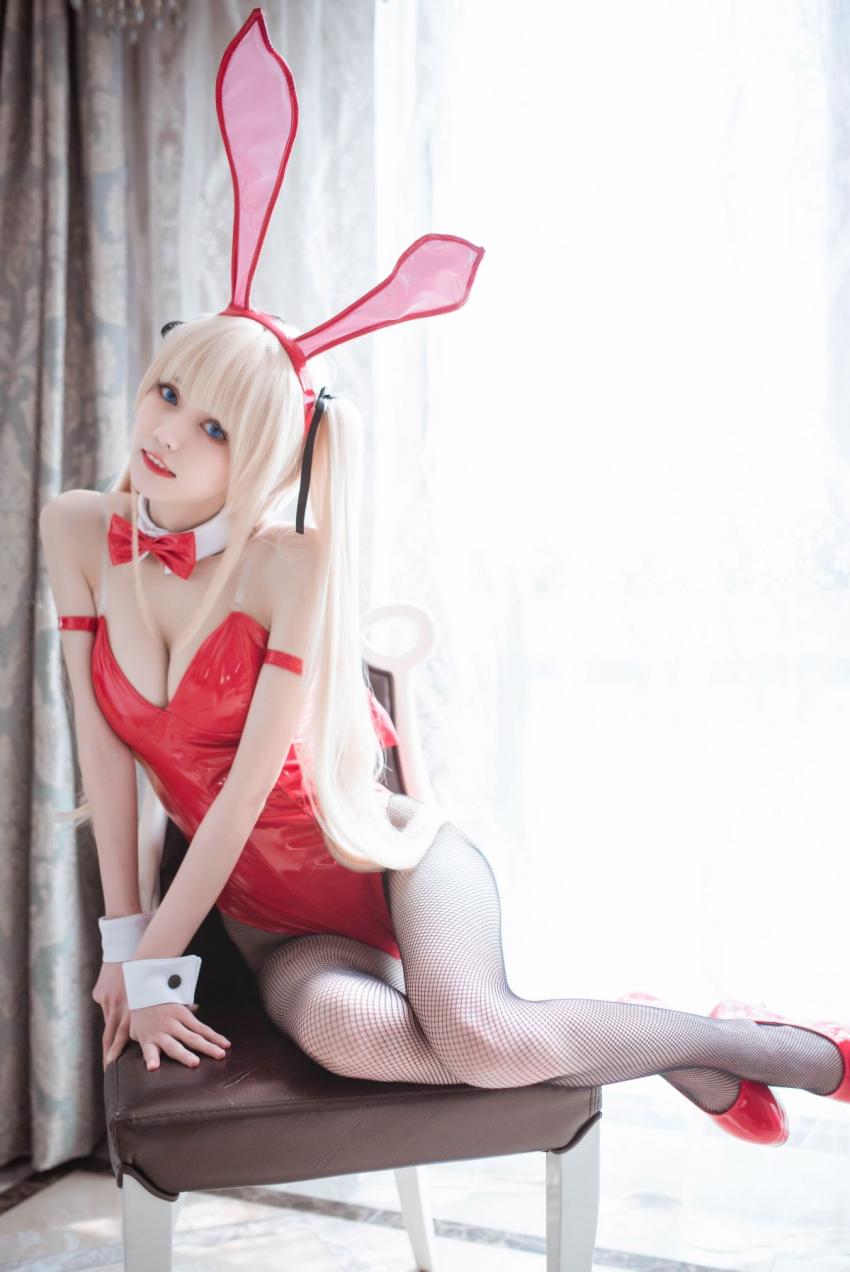 你的负卿 – 英梨梨兔女郎 Eriri + 居家私服