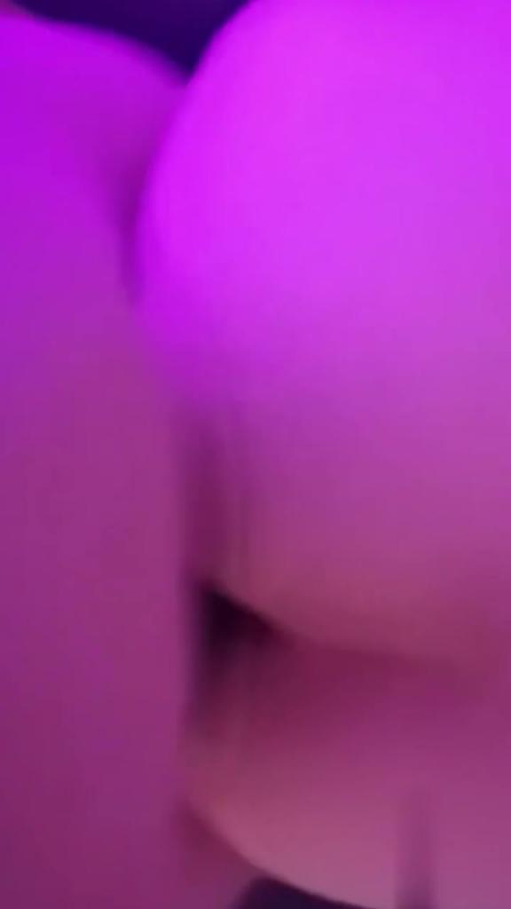 姐弟乱伦】姐姐生过孩子后丰满的少妇味十足涨奶涨到了G罩杯让我看了就想操 预览截图 11