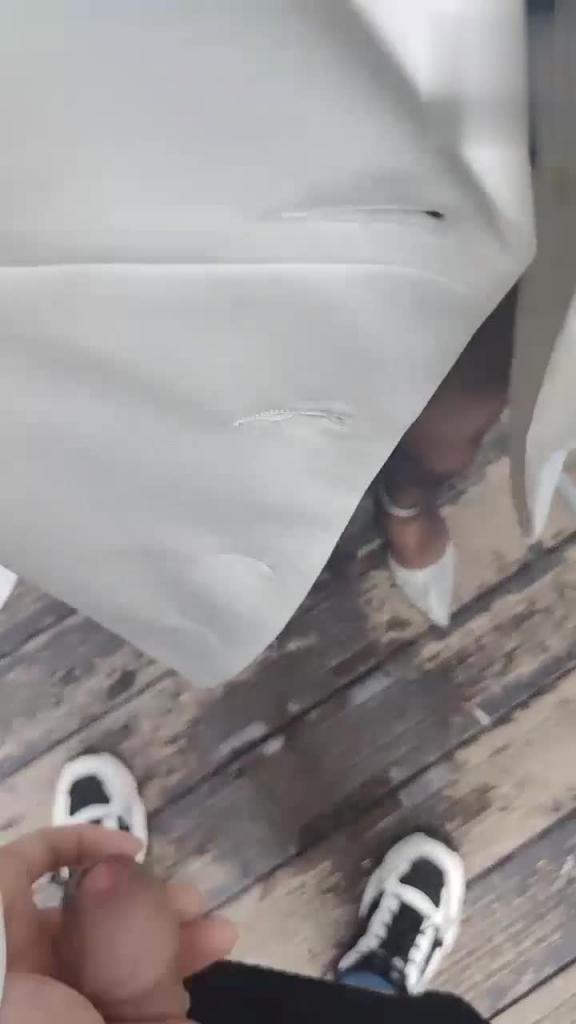 乱伦大神《大胸嫂子会喷水》新作野战就要被人看到才刺激被人偷偷视操的感觉太爽 预览截图 9