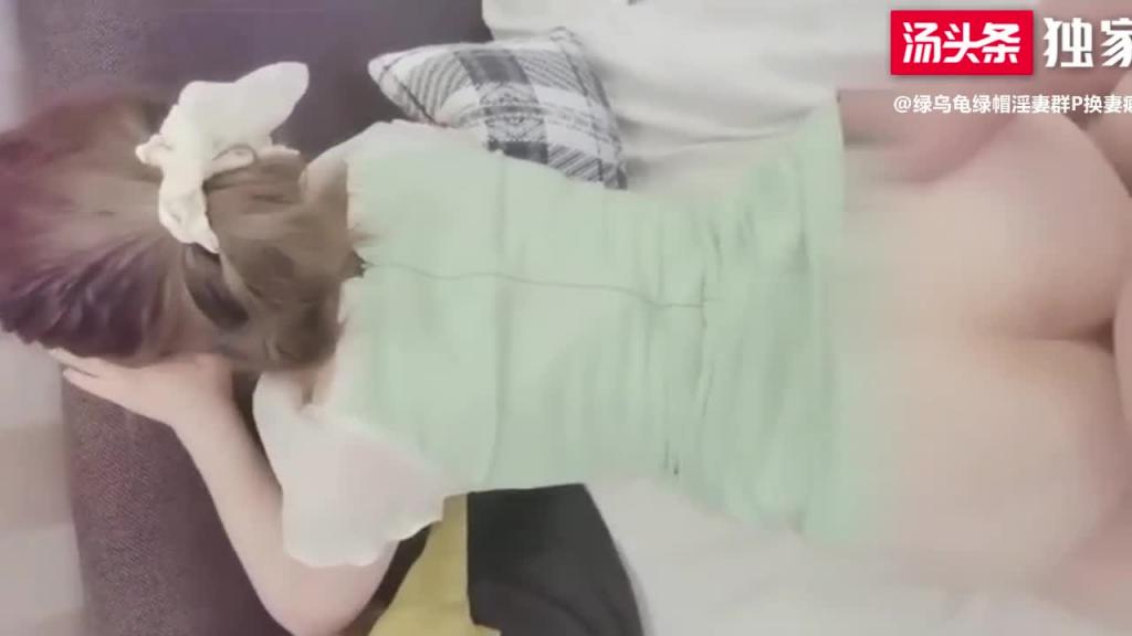 女友小姨子同床操逼,喜欢女友的嘴小姨子的穴轮换抽插 预览截图 5