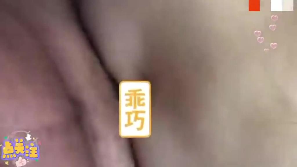 【母子乱伦】儿子长期操妈妈附带聊天记录生活照妈妈的照片 预览截图 12