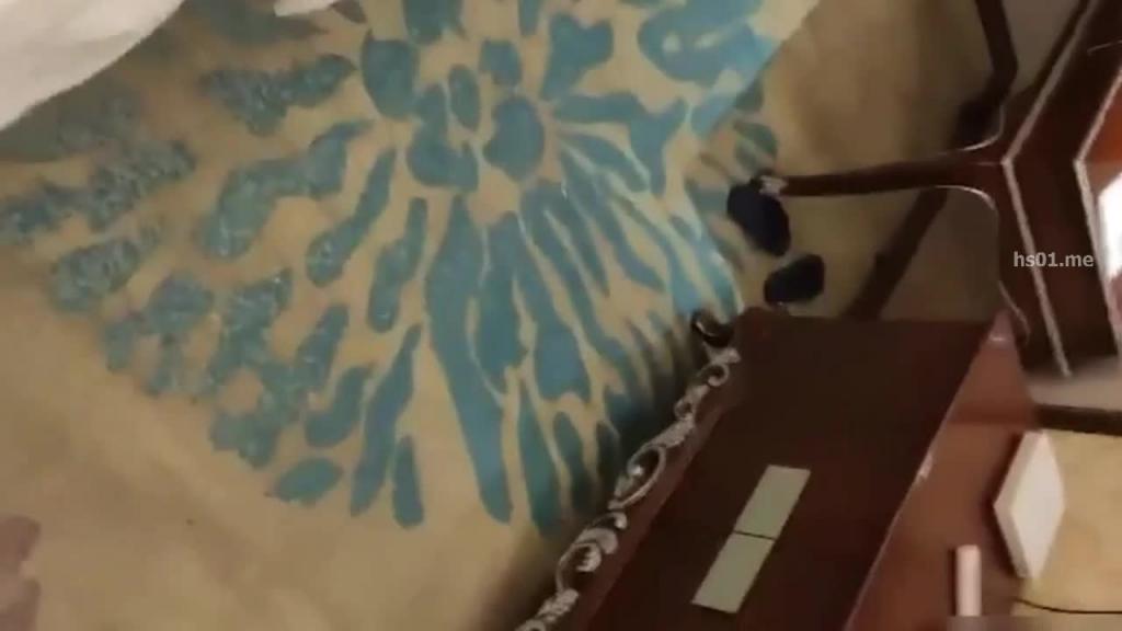 良家探花-出轨的肥臀人妻，很少操逼的她今天淫穴被白浆灌满 预览截图 4