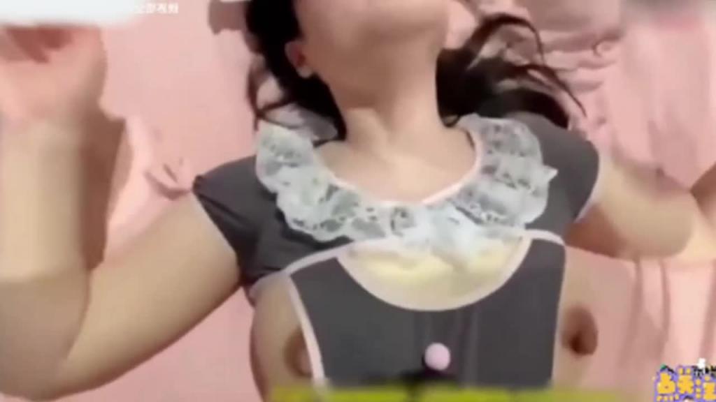 怀孕的嫂子欲望太强烈要十个男人的精液射进嘴里 预览截图 10