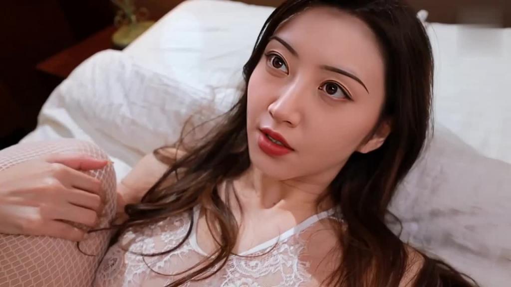 ［明星AI换脸］景甜：性感人妻 预览截图 6