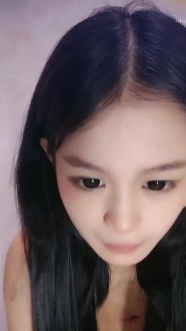 火爆人气校花~无敌性感漫舞脱光光~自慰 预览截图 11