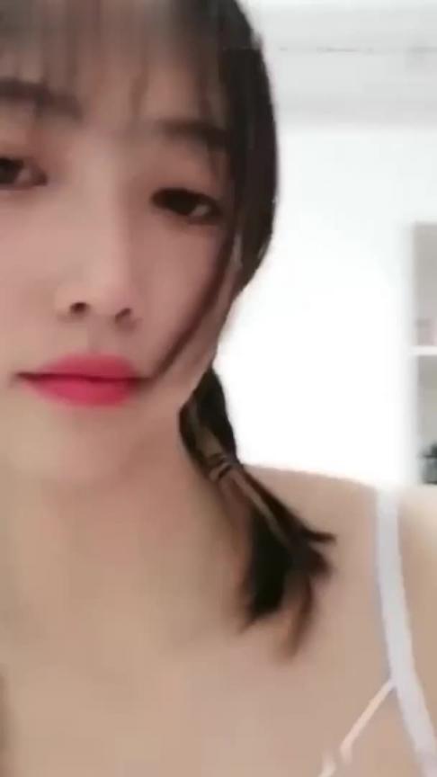 【萝莉邻家女孩】高潮抽搐满脸通红表情真鸡巴销魂啊 预览截图 5