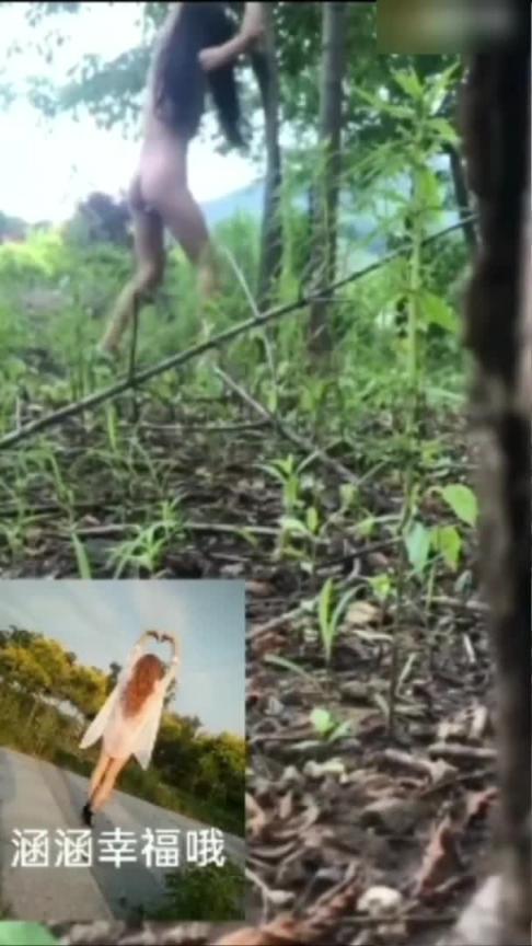 极品熟女人妻淫妇,大街上露出自慰,勾引拾荒流浪汉做爱 预览截图 3