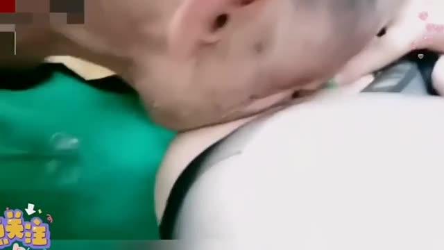农村乱伦事，买来的儿媳父子享用国内真实老公公乱伦儿媳妇4部合集 预览截图 2