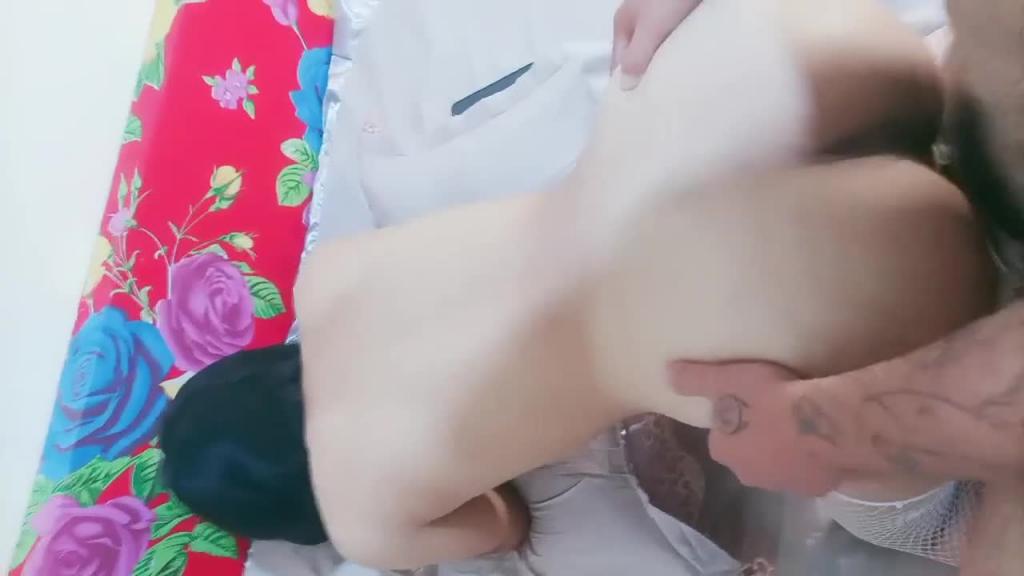 兄弟俩3P校园浪妹，一个射得快，一个持久，一起玩弄让学妹欲仙欲死，爽哦 预览截图 9