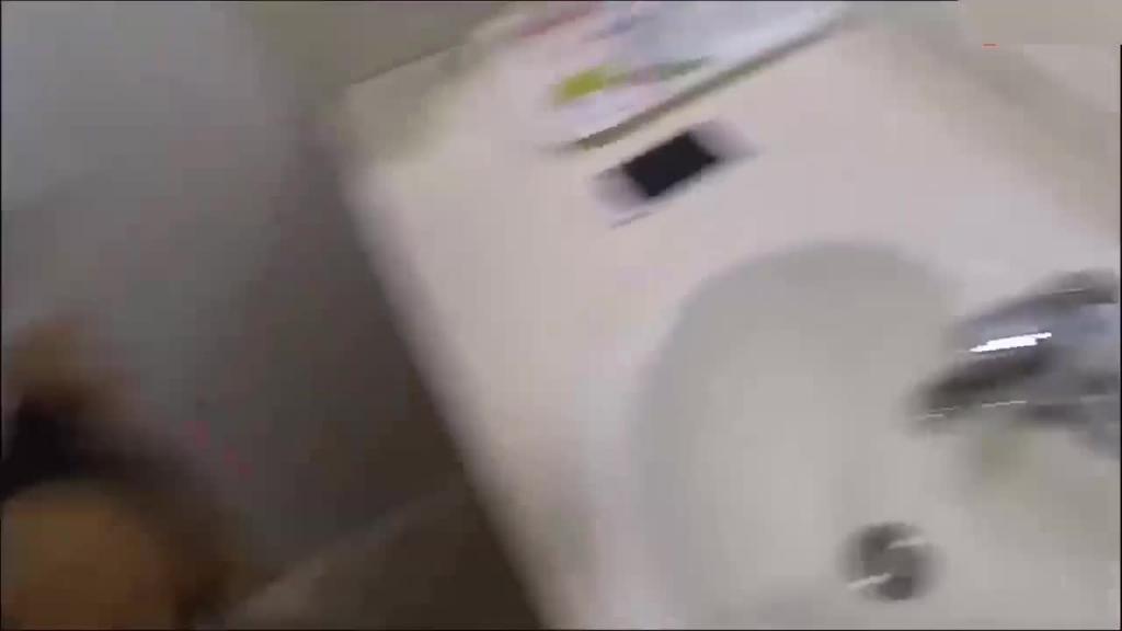 姐夫偷情银行职员小姨子,一边接男友电话一边被姐夫操 预览截图 5