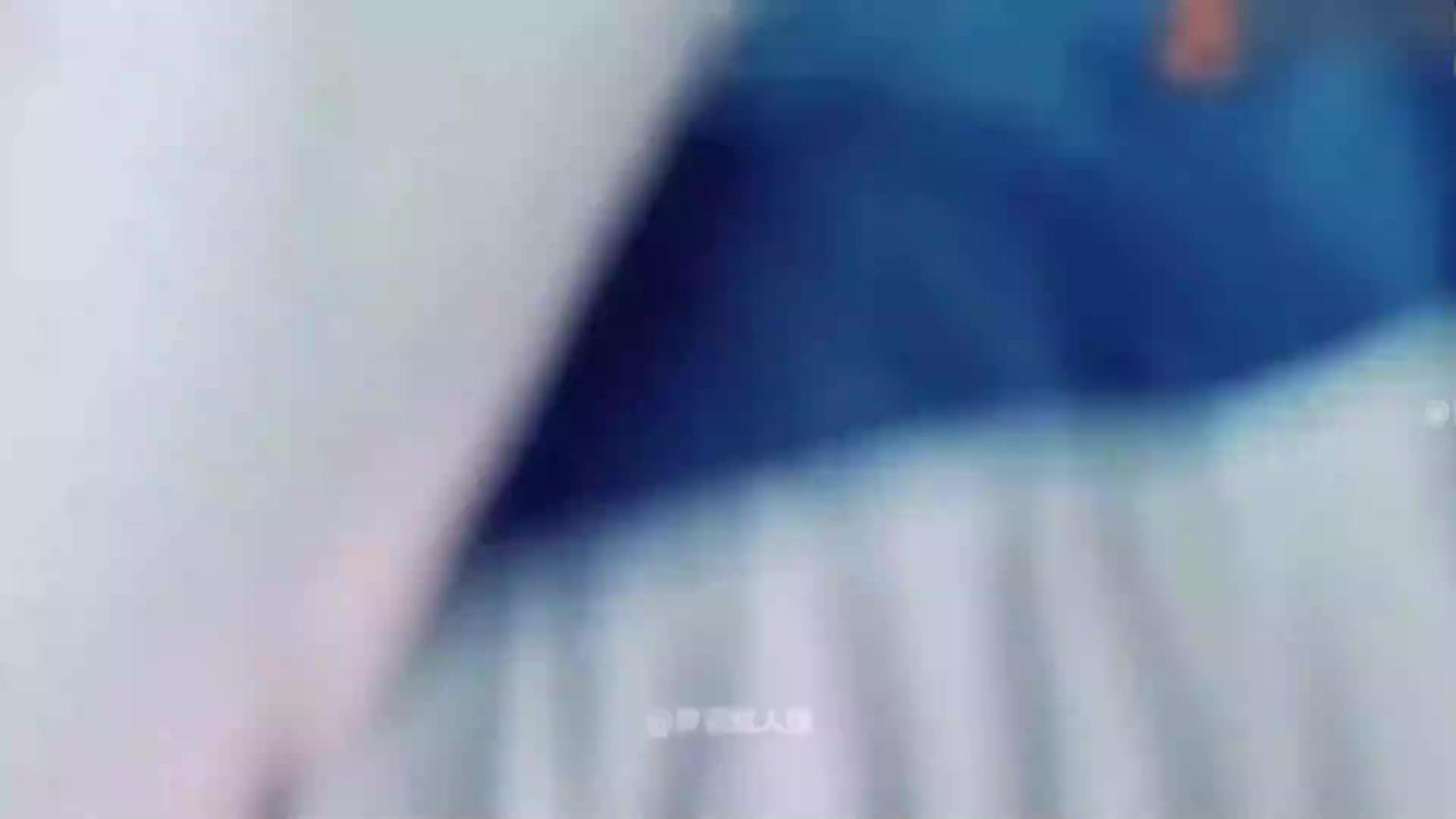真实勾搭深圳校服学妹经不住金钱诱惑家中献身,极品白虎一结天粉嫩骚逼 预览截图 1