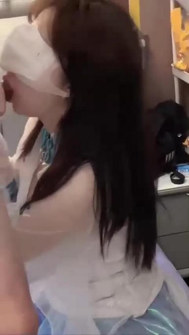 喜欢口交的有福了!B站顶级女神AkitaCOS永劫无间顾清寒大尺度性爱福利流出 预览截图 2