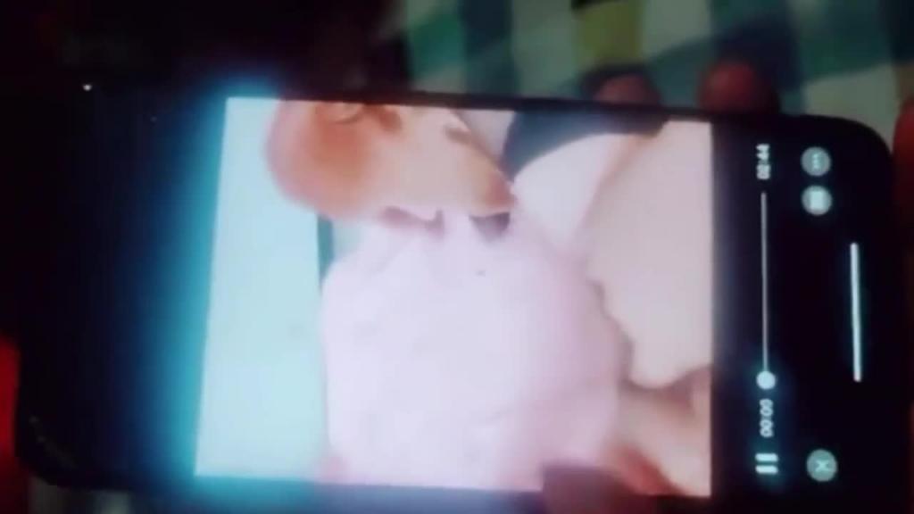 给68岁公公喝奶口爆吞精！吉林哺乳期G奶儿媳和公公乱伦 预览截图 10
