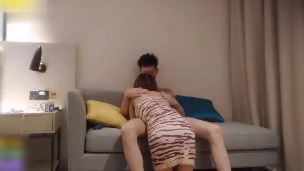 酒店约S店性感炮性感女销售饥渴 预览截图 1