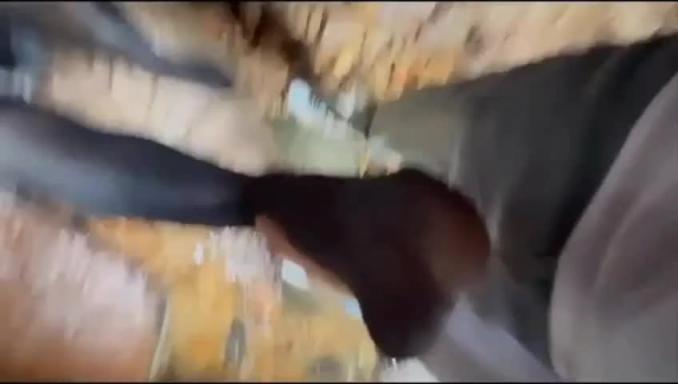 和姐姐户外野炊拉到山洞连射两次 预览截图 3