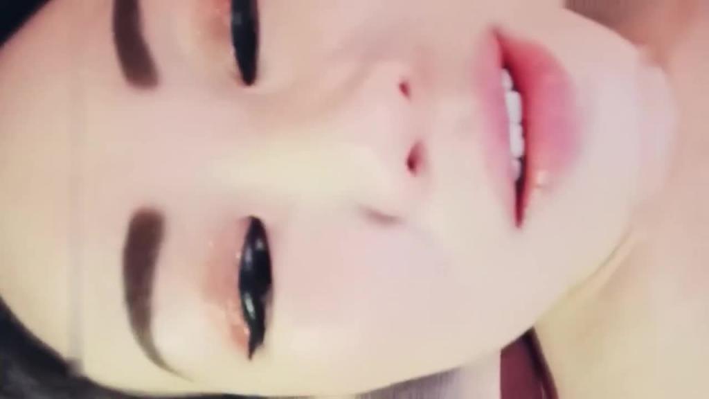 真实劲爆母子乱伦事件小马拉大车后妈发疯勾引儿子 预览截图 2