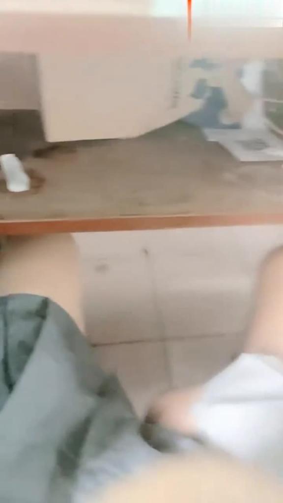 高颜值大奶美女吃鸡啪啪流水了有反应啦嗯能不能不戴套不行肤白貌美鲍鱼粉嫩被大叔狠狠输出浪叫连连 预览截图 8