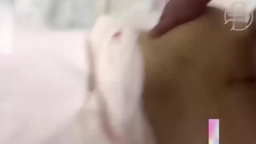 【真实河南母子乱伦】儿子自拍记录操50岁母亲全纪录 预览截图 12