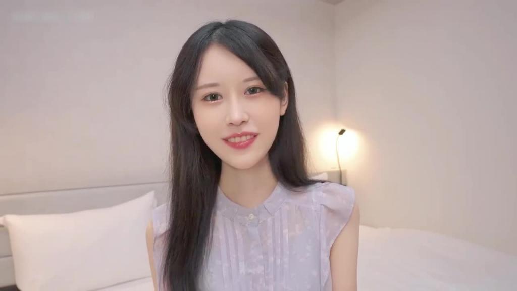 【超高颜值】极品颜值白虎嫩妹 一刀未剪辑 1小时啪啪大秀 预览截图 2