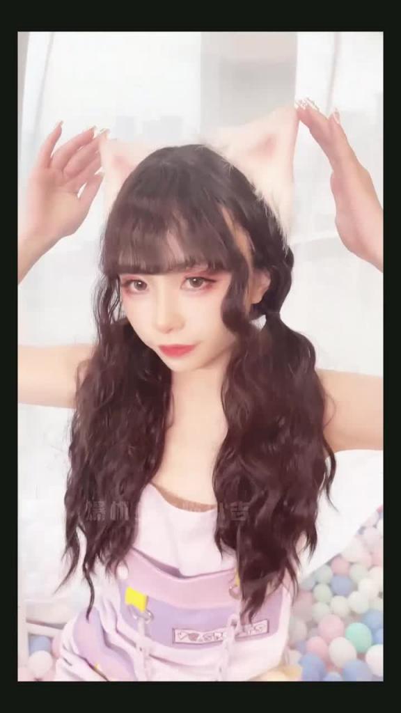 [爆机少女喵小吉]小吉的答谢礼2 预览截图 1