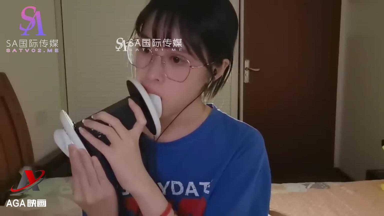 【ASMR】含耳实验-感受把你的耳朵含在嘴里舔食 预览截图 2