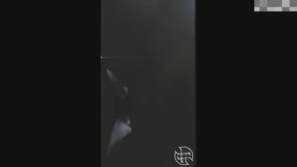 【福利】四川乱伦门，49岁的熟女大屁股妈妈遭禽兽儿子强奸 预览截图 10