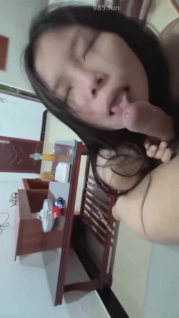 反差学妹,武汉某艺术学院李若晴不雅视频曝光 预览截图 2