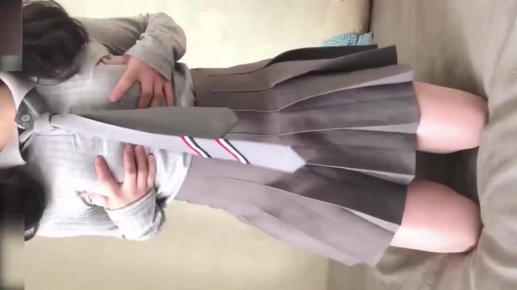 【精品网红】玖尾酱jk口交，来自喵星的岁酱百褶裙妹妹 预览截图 1