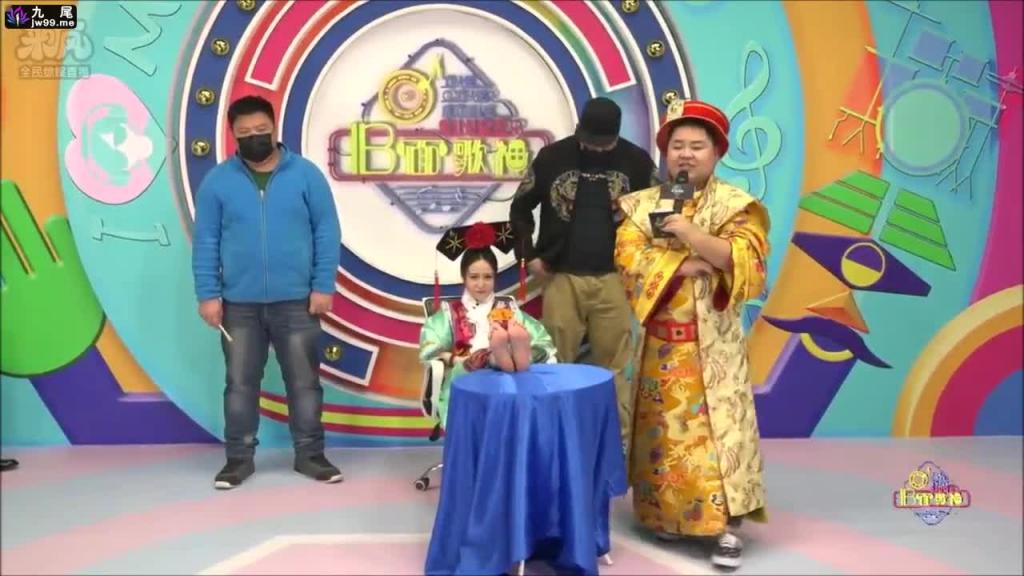 女锚脚挠痒痒 预览截图 2