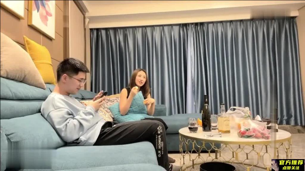 【PUA贱母狗】渣男哄骗灌醉良家妹内射灌精操崩溃 预览截图 2