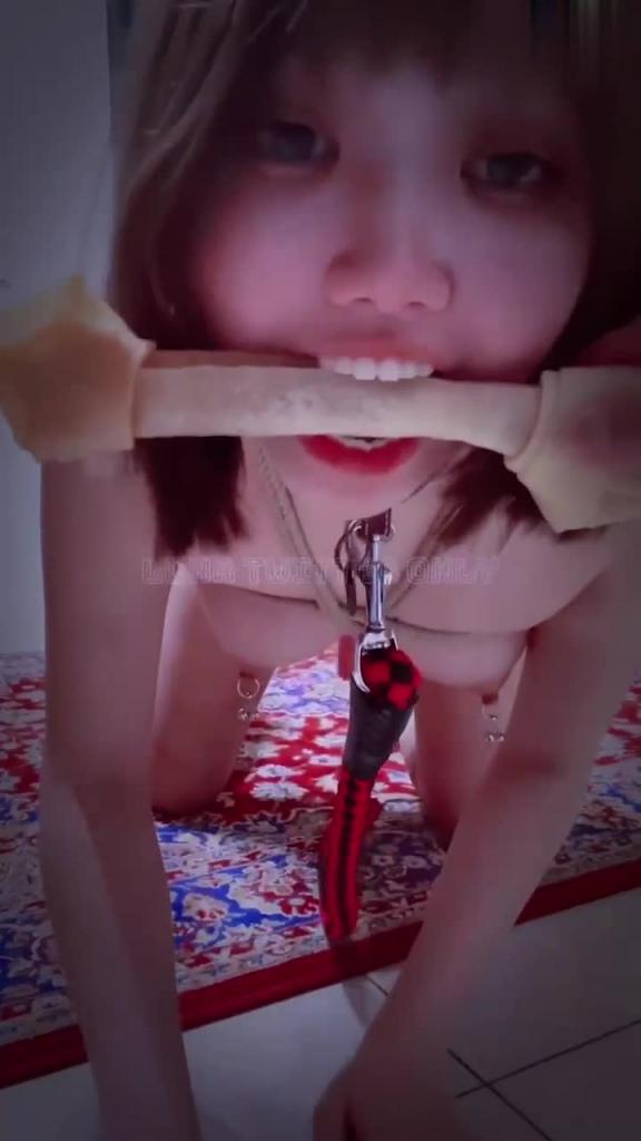 【重磅推荐】母狗大奶吊水桶专职性奴 预览截图 7