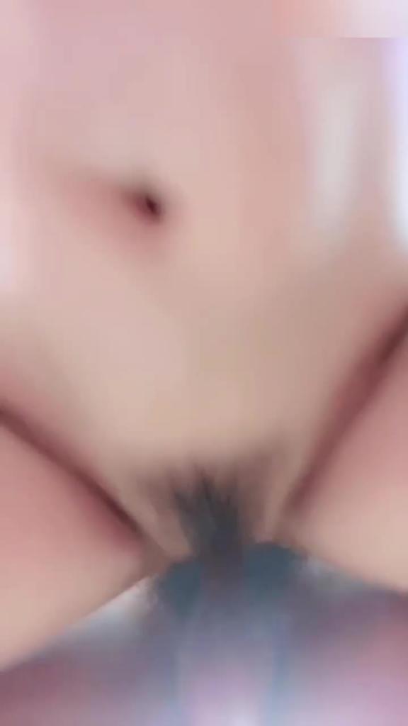 离婚小姨子为交房租勾引姐夫做爱内射和你姐姐逼长的都一样 预览截图 10