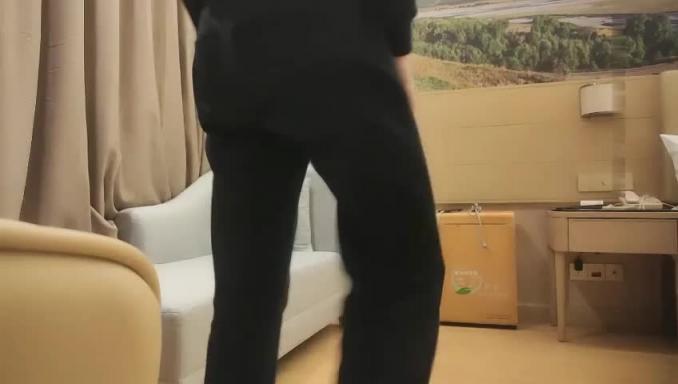 探花约炮翻车系列高颜值妹子警惕性还挺高翻车了 预览截图 1