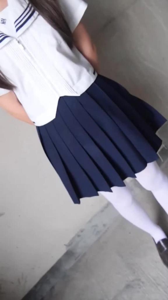 双马尾萝莉美少女白丝美腿jk制服捆绑play户外自慰骑乘 预览截图 2