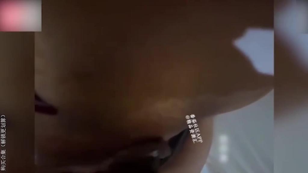 【重磅强推】度假村露出群P淫乱!淫荡母狗的真实一面 预览截图 7
