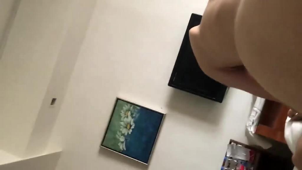 奸夫真实露脸！河南美艳熟妇和公司主管家中偷情！满足得喊破喉咙！! 预览截图 4