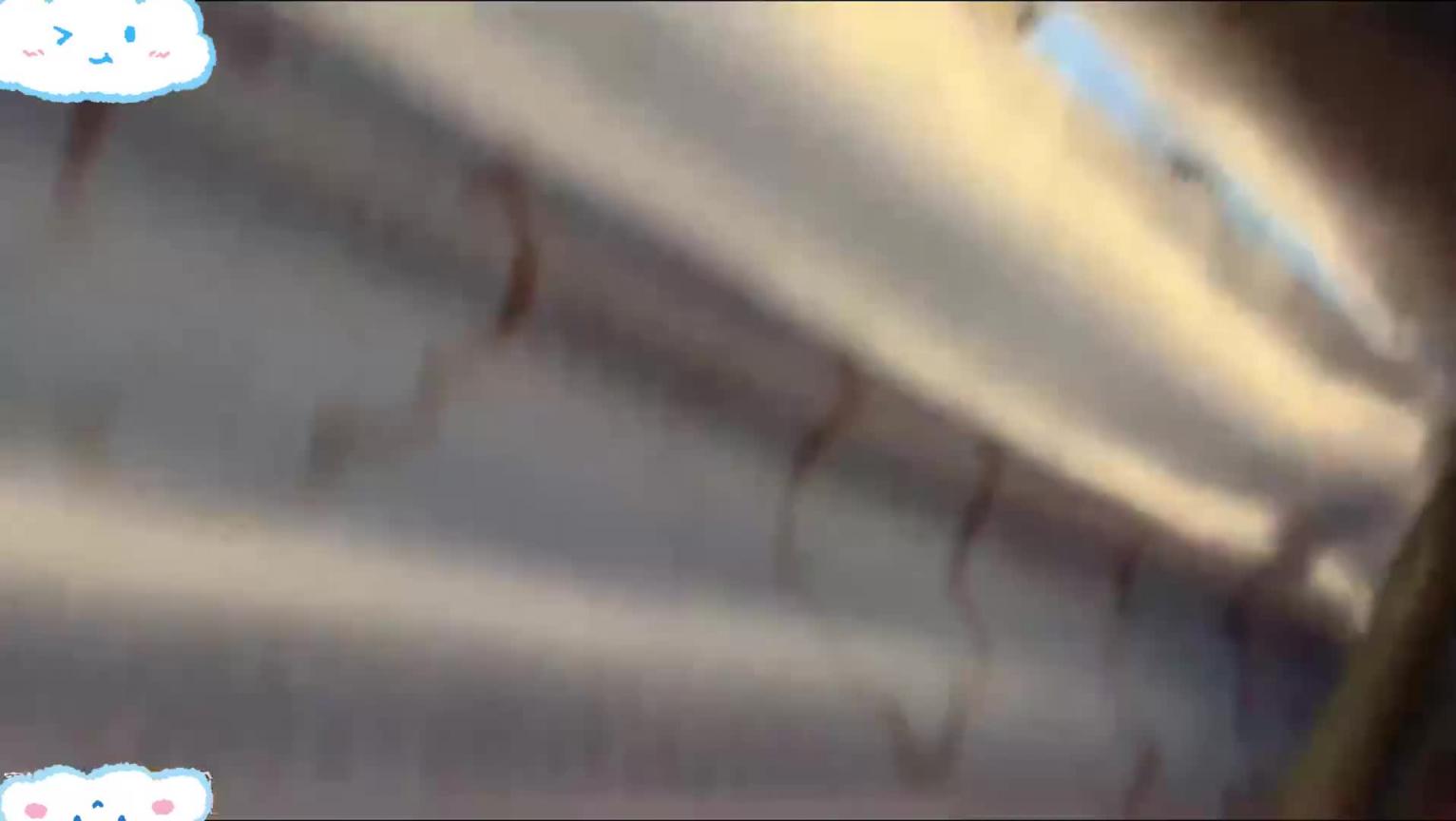 【超级有趣的偷拍视频】宿舍偷拍舍友！聊天八卦研究男人！厕所抠逼干一手水 预览截图 5