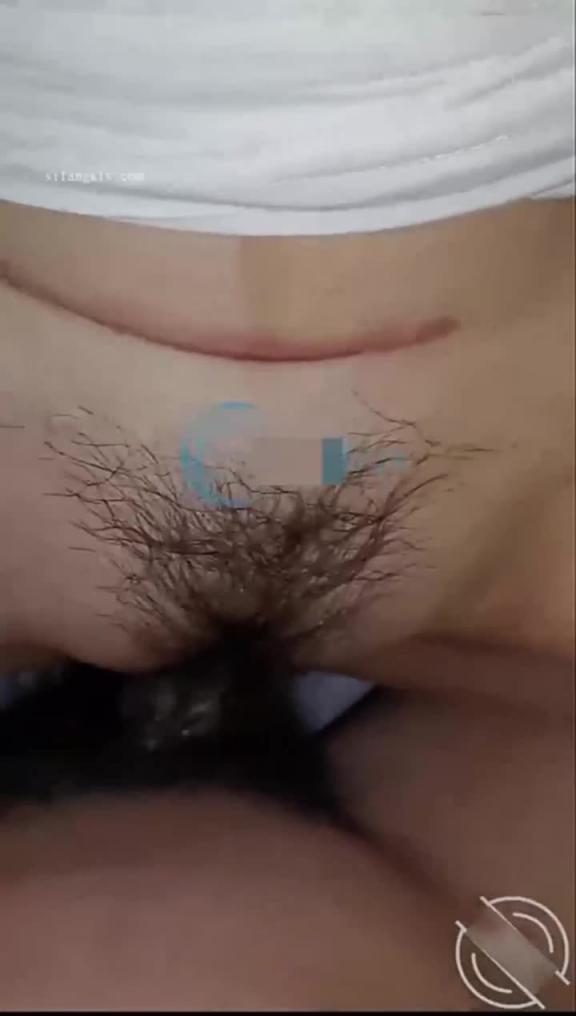 姐弟乱伦与27岁D奶姐姐乱伦之恋醉酒后的姐姐很闷骚! 预览截图 12
